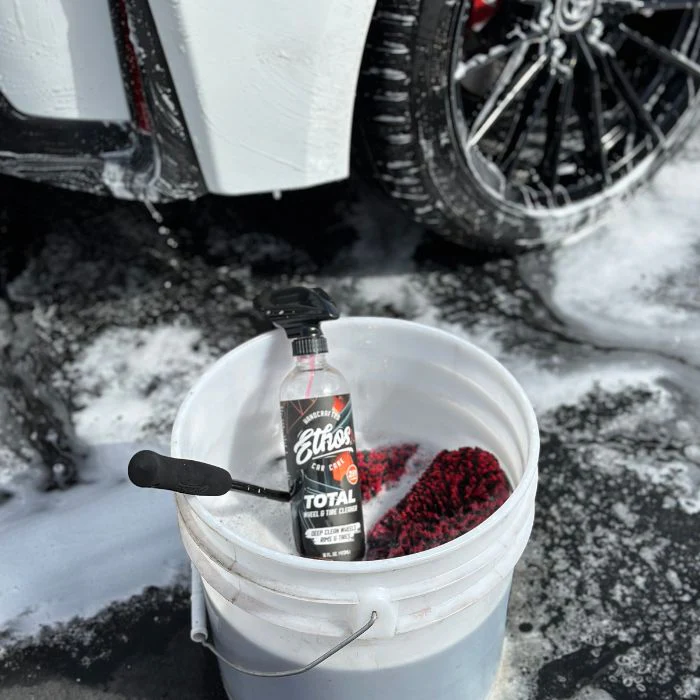 TOTAL Tire Cleaner – All-In-One Wheel & Tire Cleaner - Image 3